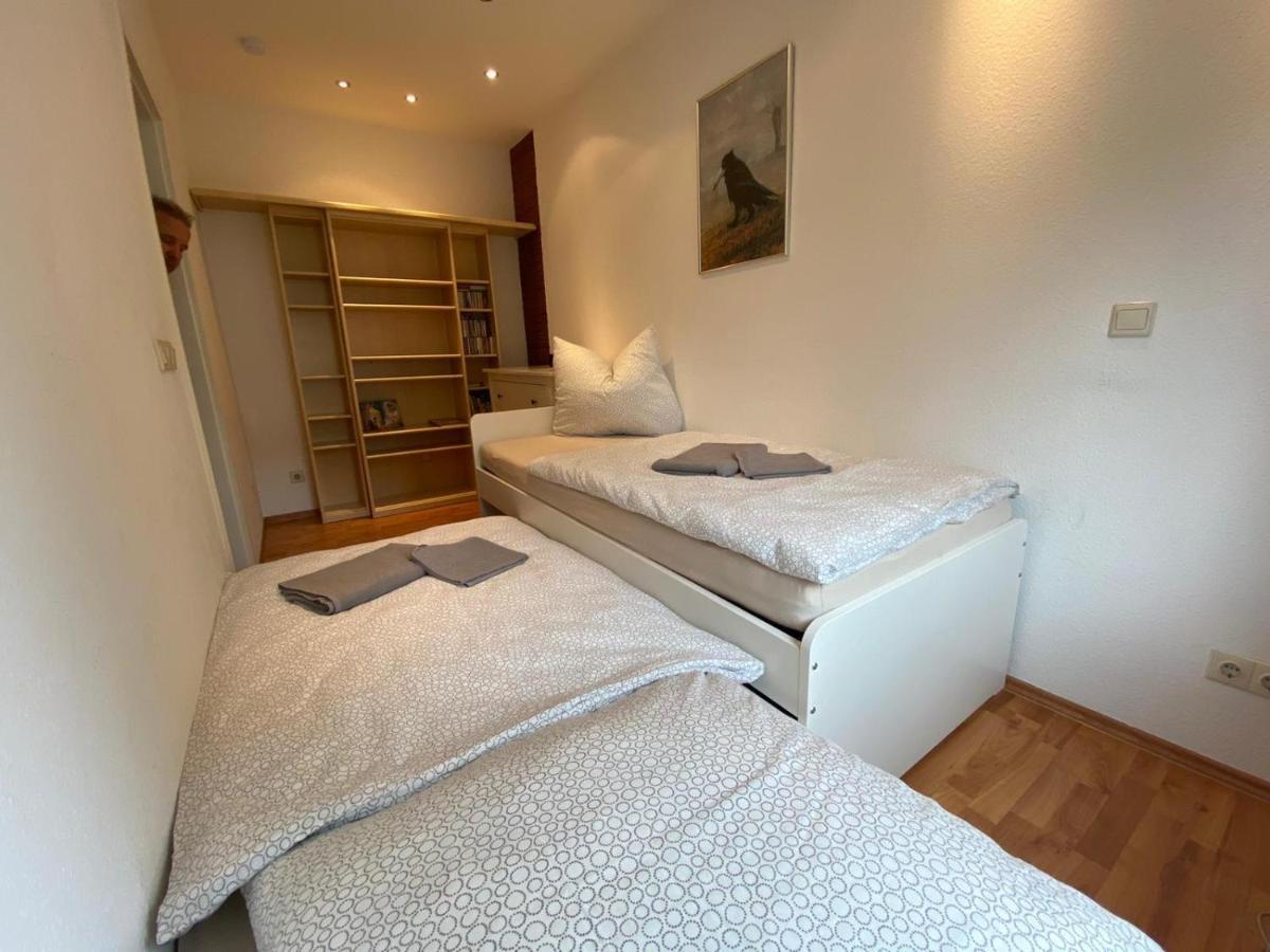 Apartment Ferienwohnung Blumenstadt Ерфурт Екстер'єр фото